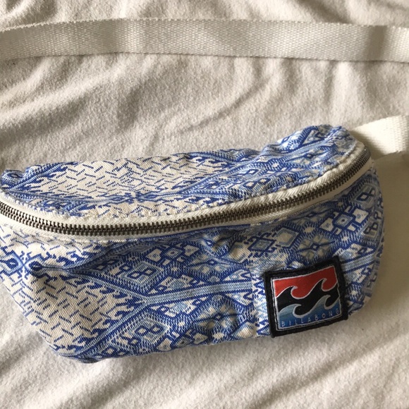 Billabong Fanny Pack - Picture 1 of 3
